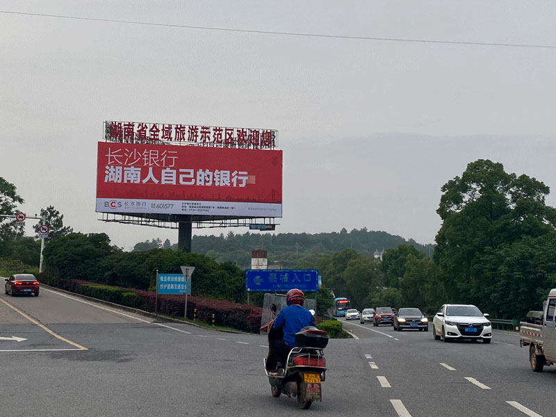 ����V��λ